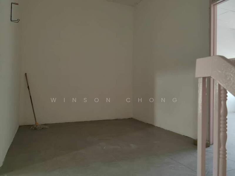 For Rent - Lebuh Batu Maung