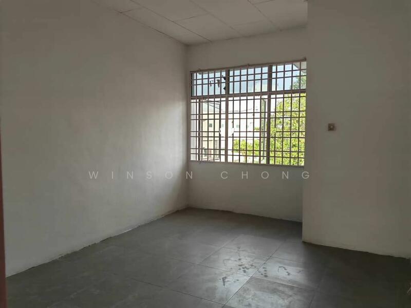 For Rent - Lebuh Batu Maung