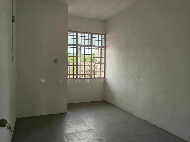 For Rent - Lebuh Batu Maung