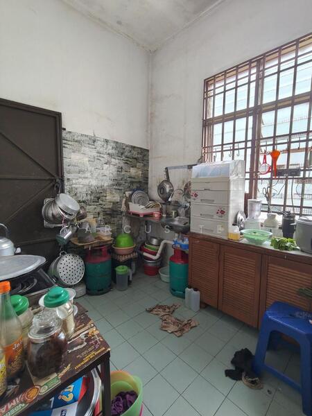 For Sale - Pontian Pontian Pontians