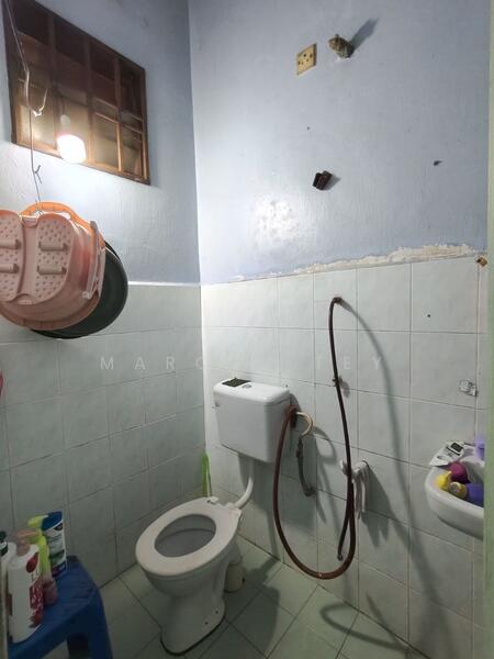 For Sale - Pontian Pontian Pontians