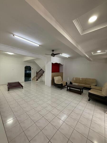 Untuk Disewa - Taman Desa Cemerlang