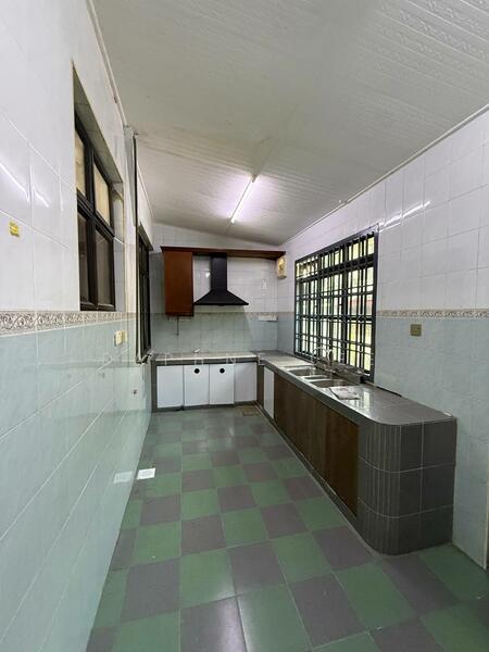 Untuk Disewa - Taman Desa Cemerlang