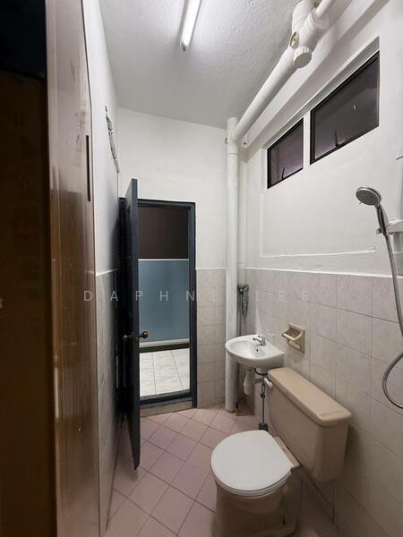 Untuk Disewa - Taman Desa Cemerlang