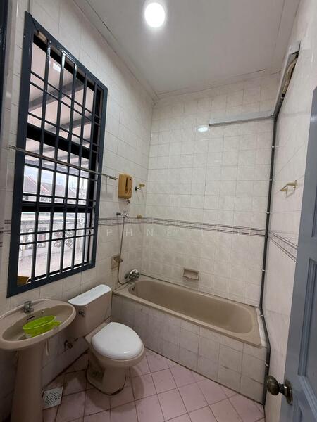 Untuk Disewa - Taman Desa Cemerlang