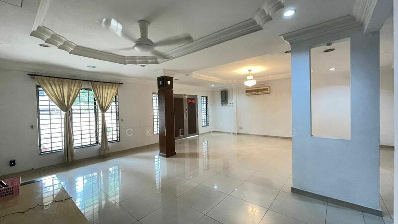 For Sale - Semi-Detached House at Taman Overseas Union (Taman Oug)