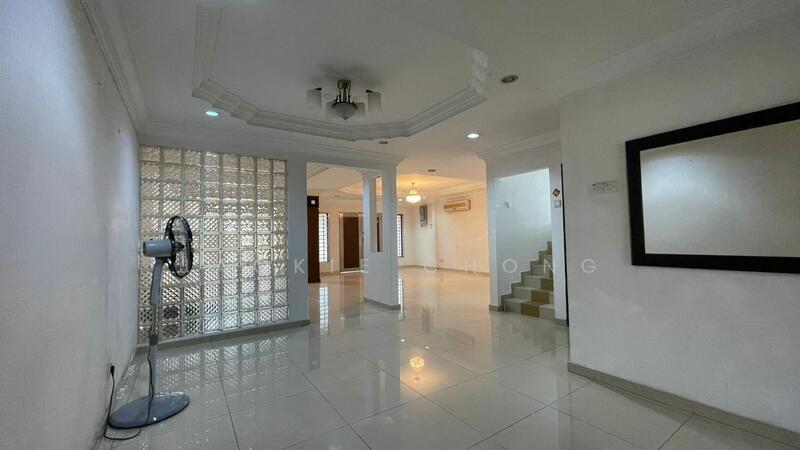 For Sale - Semi-Detached House at Taman Overseas Union (Taman Oug)