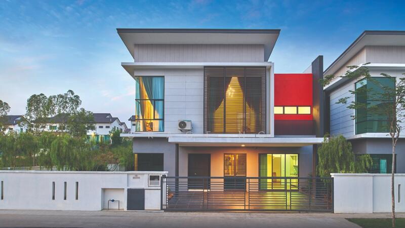 For Sale - New 2sty Zero Lot Bungalow House 50x80 @ Shah Alam