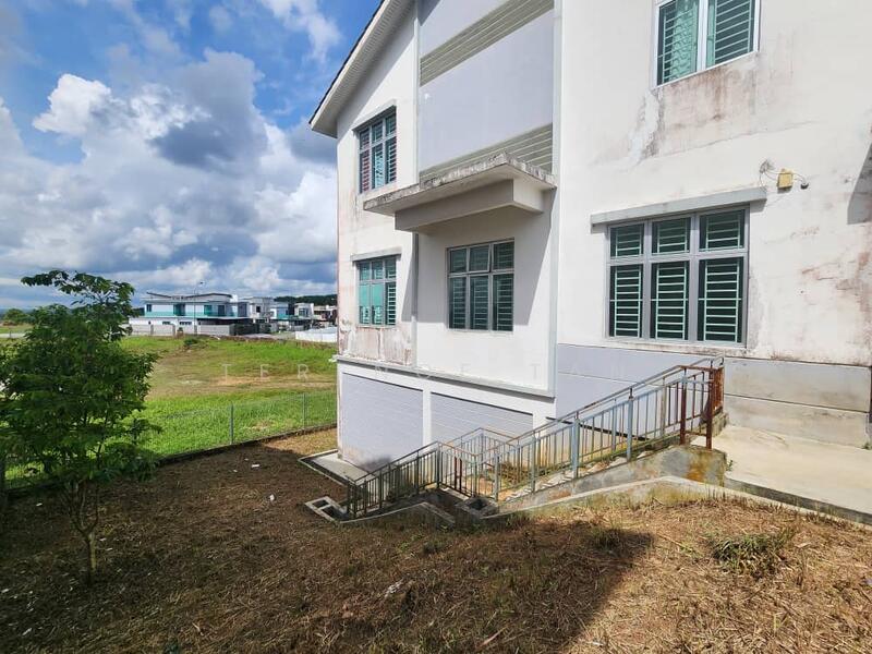 For Sale - Eroca Hills