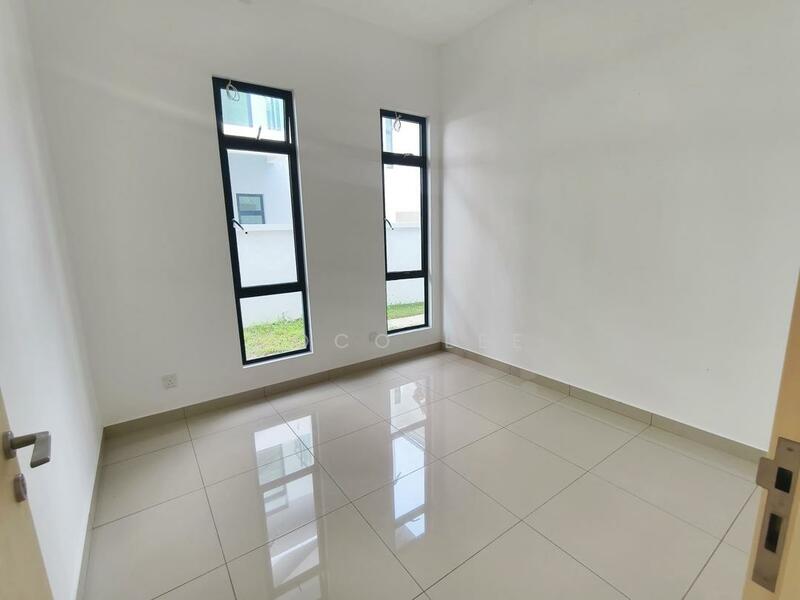 Untuk Dijual - AUSTIN MUTIARA