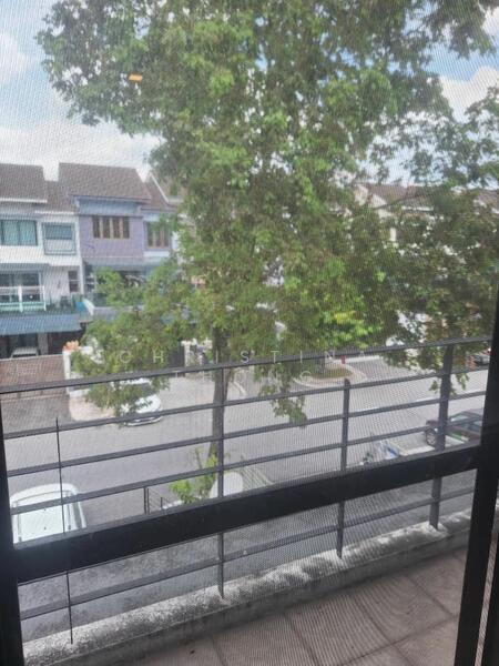 Untuk Dijual - 3-storey Terraced House at Lake Fields