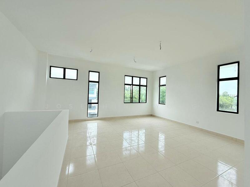 For Sale - Taman Mutiara Mas