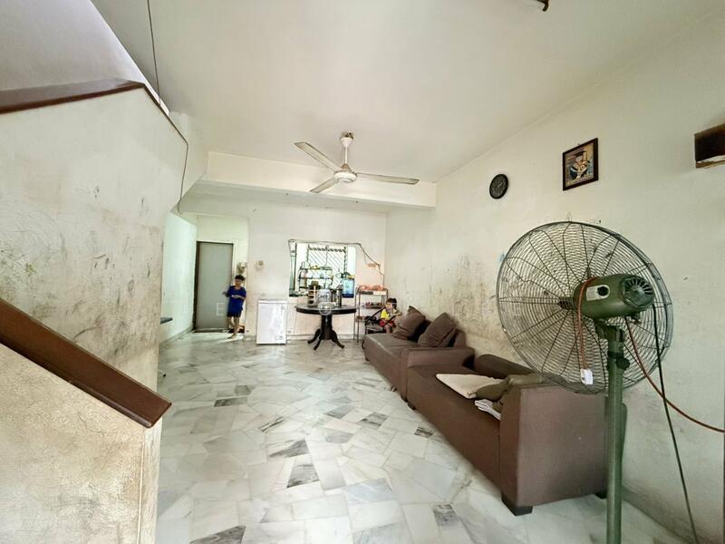 For Sale - Jalan Putra Taman Sri Yacob Medium Cost House
