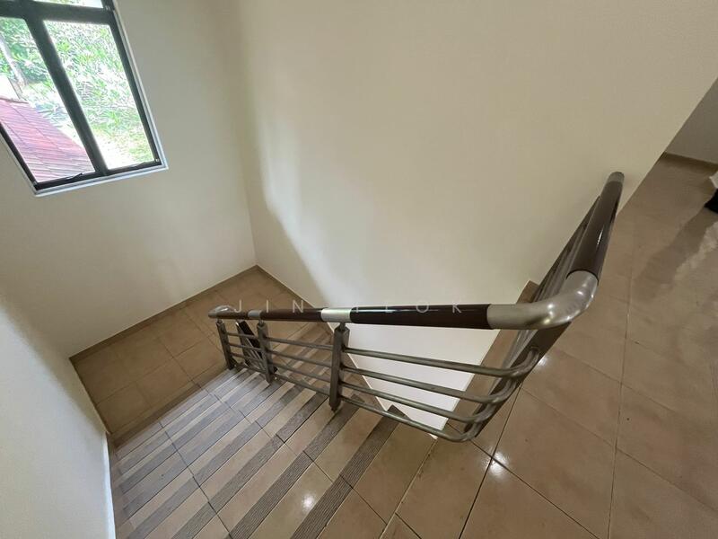 Untuk Dijual - Ledang Heights Bungalow with Swimming Pool Johor Bahru