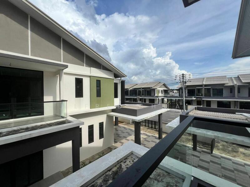 Untuk Dijual - 2-storey Terrace House at Batu Kawa