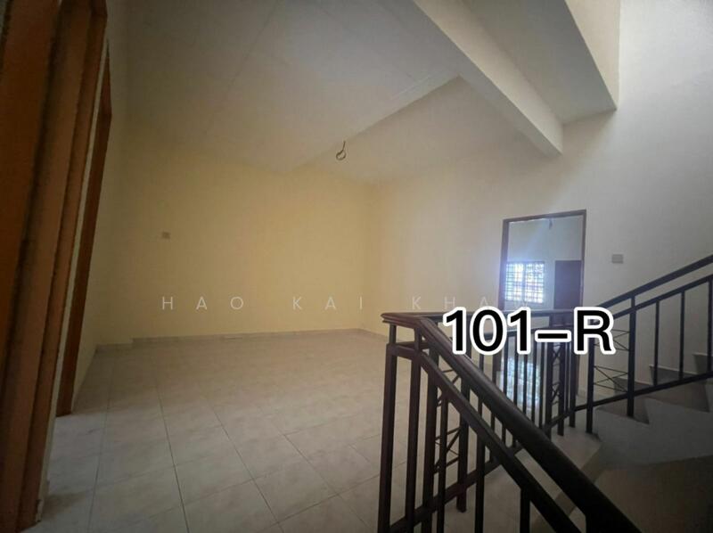 For Sale - 2.5-storey Terraced House at Taman Gembira