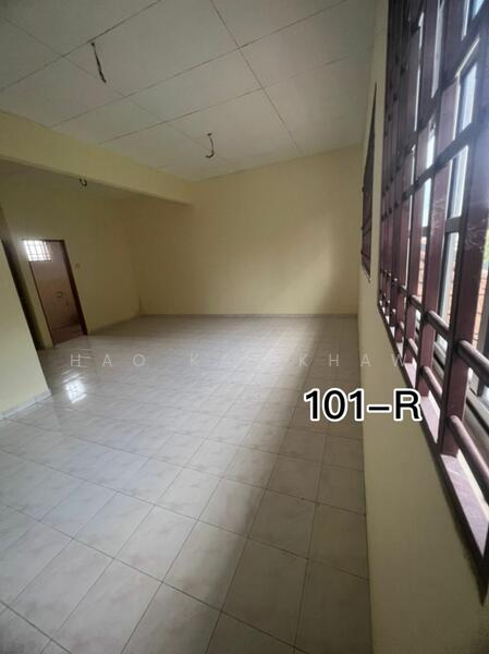 For Sale - 2.5-storey Terraced House at Taman Gembira