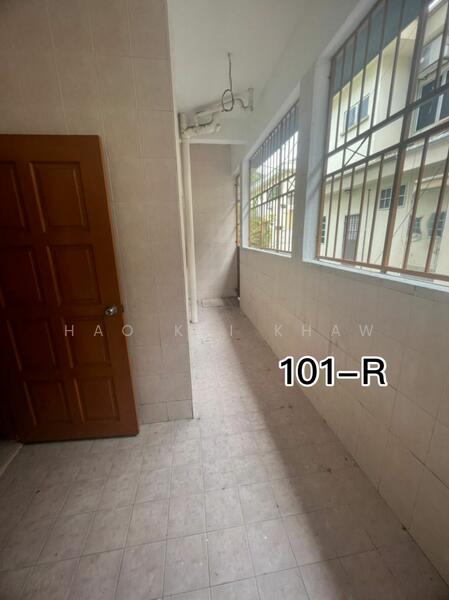 For Sale - 2.5-storey Terraced House at Taman Gembira