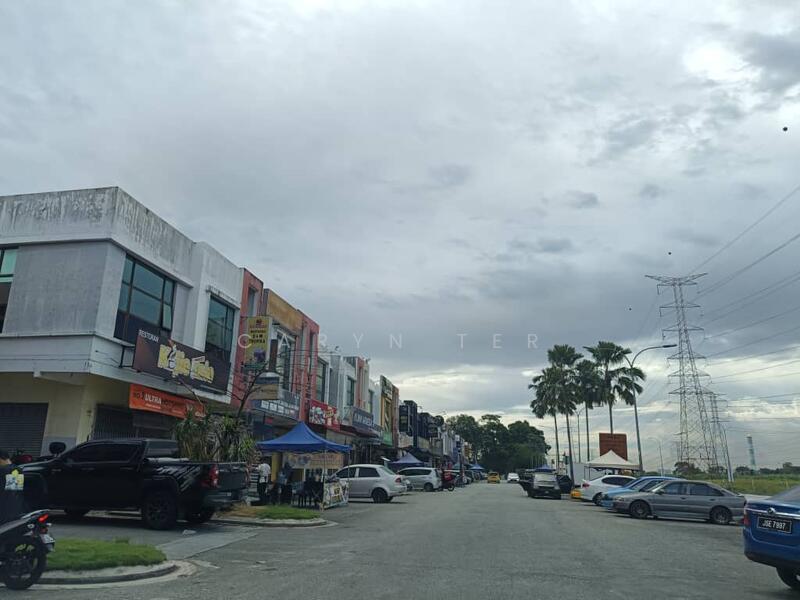 For Sale - Taman Bukit Mutiara ( ROI 4.2% + / Facing Main Road ) Double Storey Shoplot