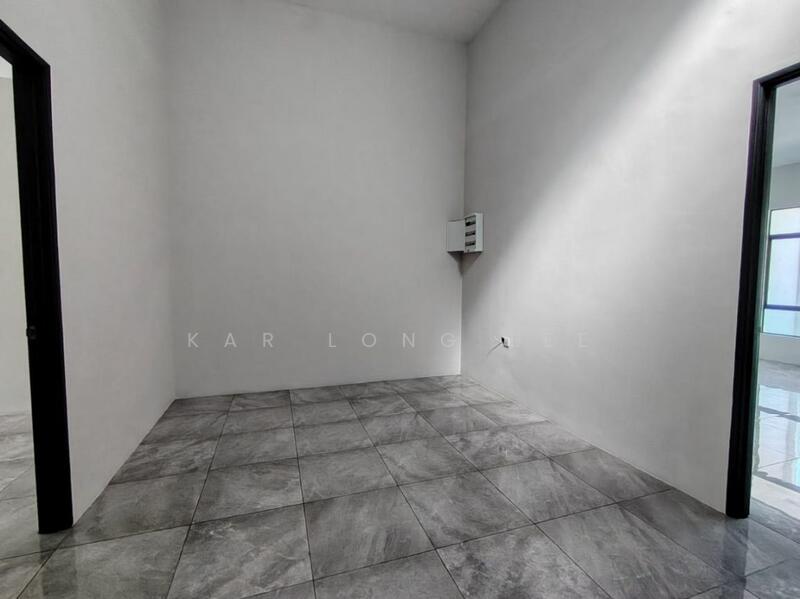 For Sale - 2-storey Terrace House at Taman Shatin