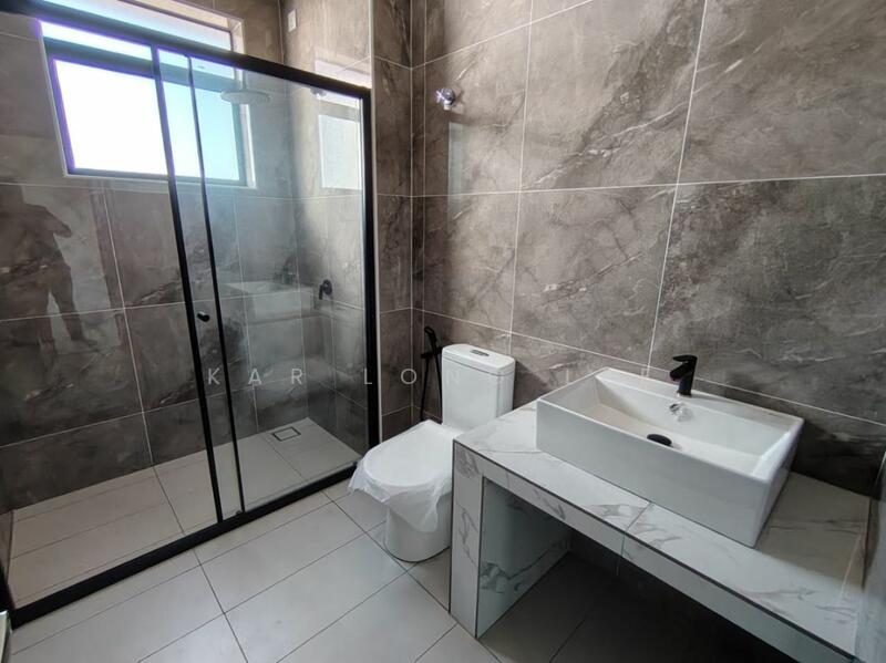 For Sale - 2-storey Terrace House at Taman Shatin