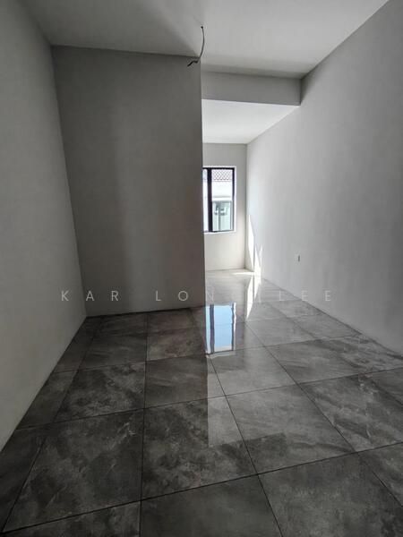 For Sale - 2-storey Terrace House at Taman Shatin