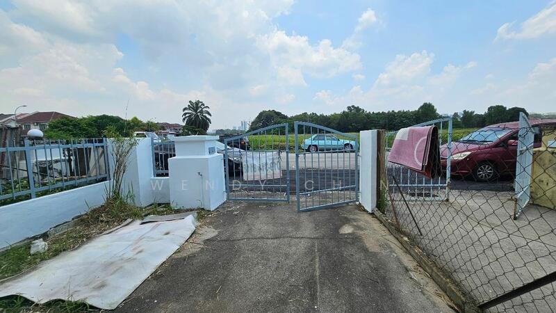 For Sale - 2-storey Terrace House at TAMAN PUCHONG UTAMA