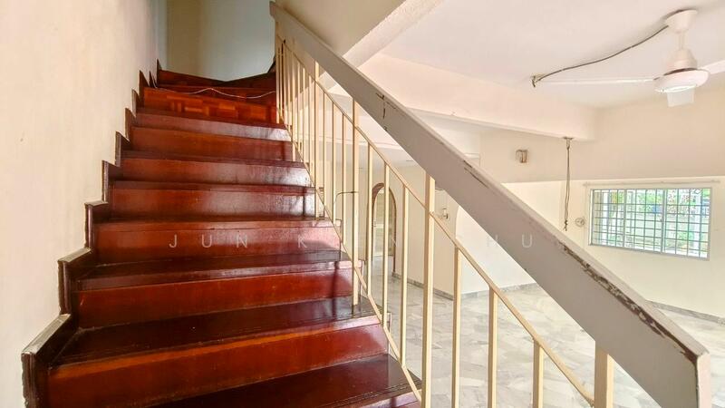 For Sale - 2-storey Terrace House at Taman Kosas