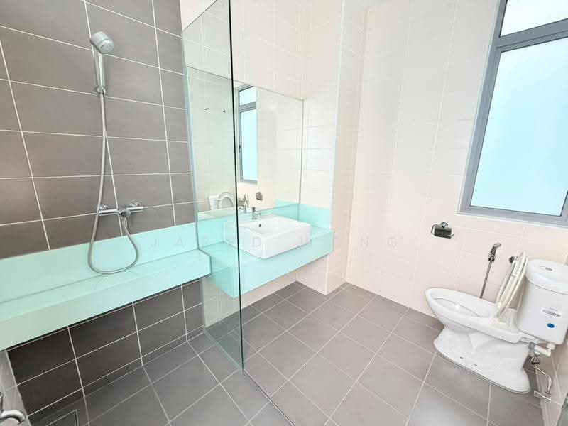 Rumah Teres 3-Tingkat untuk Dijual di Cyberjaya (Selangor) - Jared Wong - Bathroom - PropertyGuru.com.my