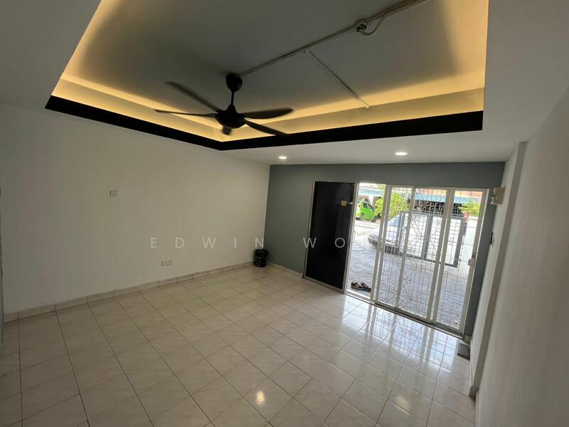 For Rent - 2-storey Terrace House at Taman Sri Gombak