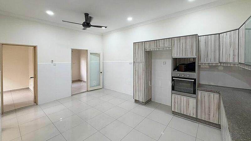 For Sale - Semi-Detached House at Mutiara Damansara