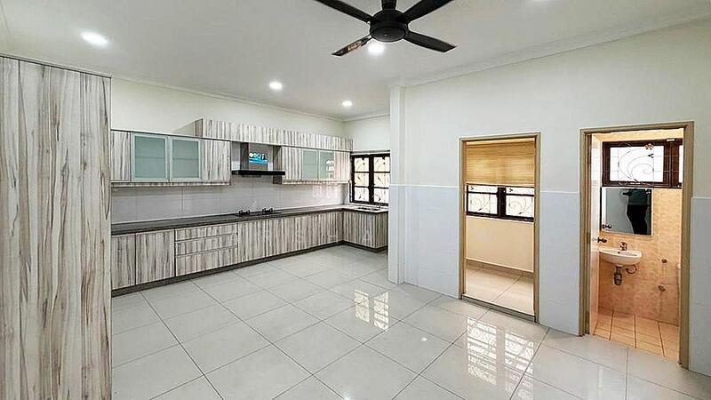 For Sale - Semi-Detached House at Mutiara Damansara
