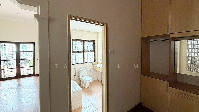 For Sale - Semi-Detached House at Mutiara Damansara