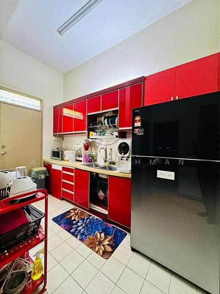 2.5-storey Terraced House for Sale in Lavender Heights (Senawang) - Azrul Othman - Kitchen - PropertyGuru.com.my