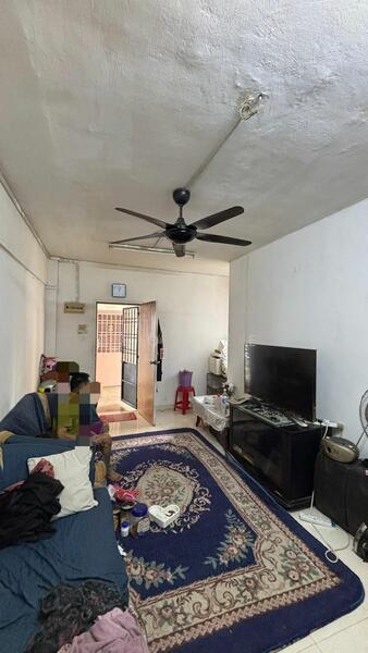 For Sale - Flat Daisy