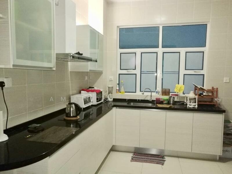 Untuk Disewa - Summerton