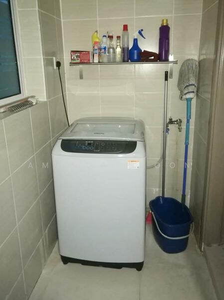 Untuk Disewa - Summerton