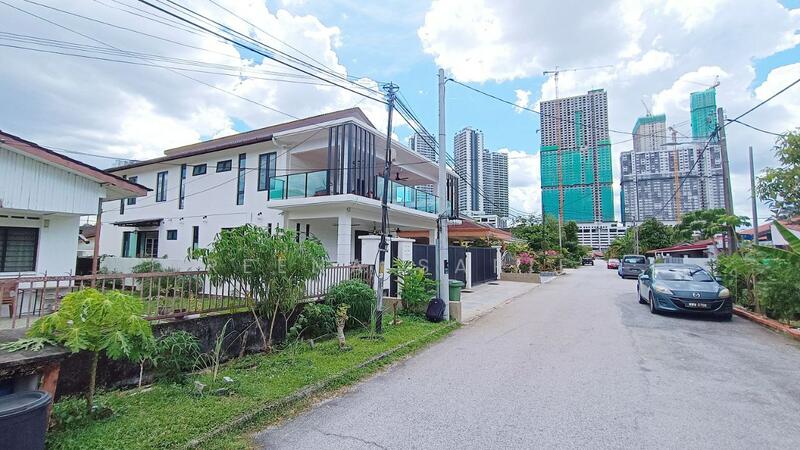 Untuk Dijual - Bungalow Single Storey Jalan Enggang Utara Keramat AU