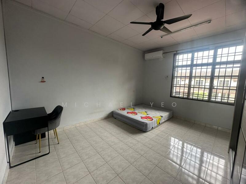 Untuk Disewa - Mutiara Rini Mutiaras Rinis