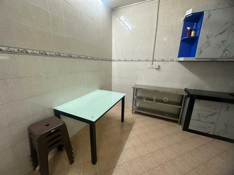 Untuk Disewa - Mutiara Rini Mutiaras Rinis