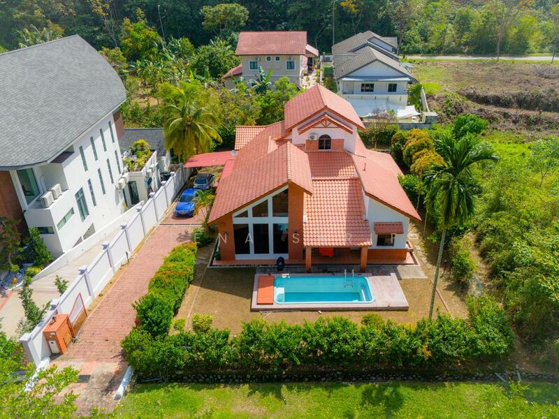 For Sale - Bungalow Double Storey Sungai Buloh Country Resort Saujana Utama