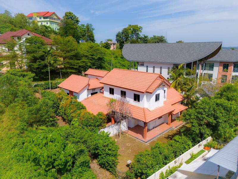 For Sale - Bungalow Double Storey Sungai Buloh Country Resort Saujana Utama