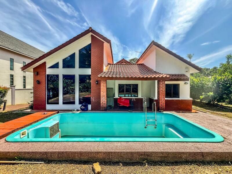 For Sale - Bungalow Double Storey Sungai Buloh Country Resort Saujana Utama