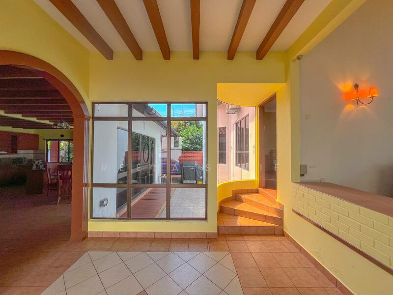 For Sale - Bungalow Double Storey Sungai Buloh Country Resort Saujana Utama