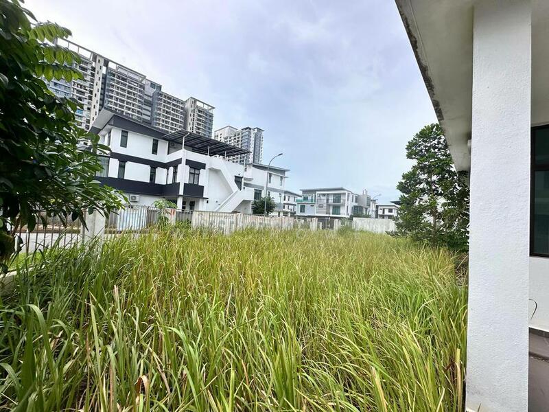 For Sale - Mutiara Ma Mutiaras Mas