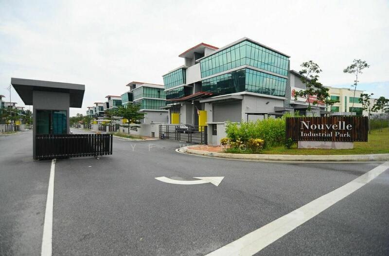 Untuk Dijual - Semi-D factory at Taman Sains Selangor