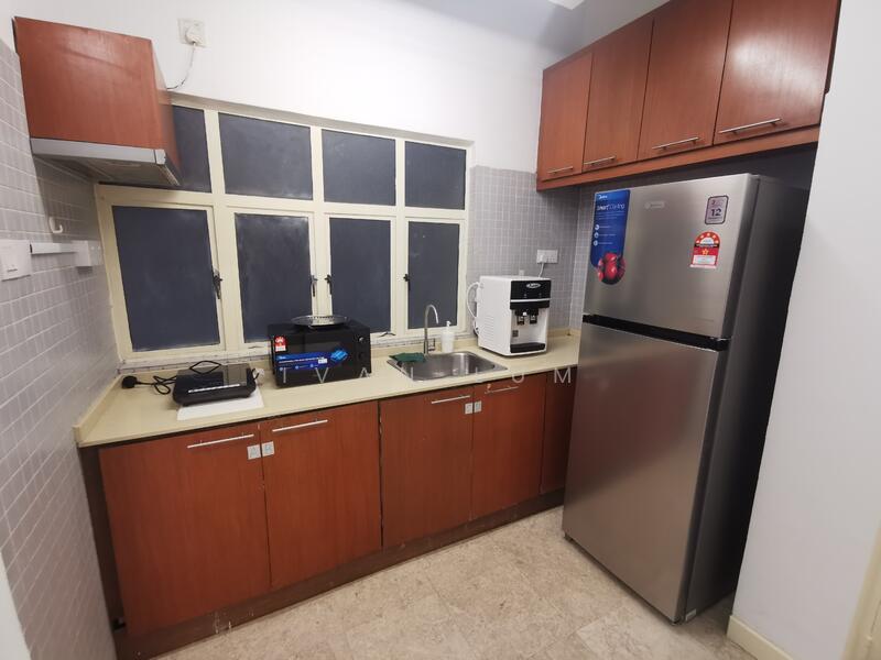 Untuk Disewa - 10 Semantan Suites