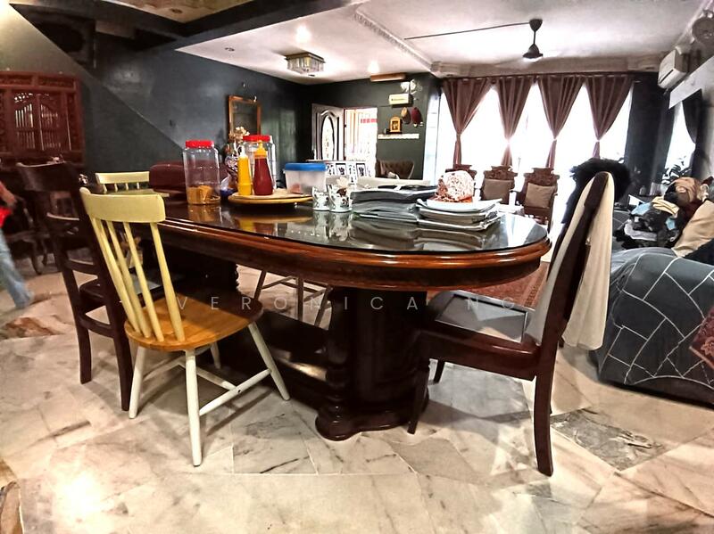 Untuk Dijual - Taman Saujana Puchong