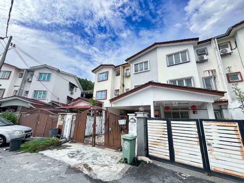 Untuk Dijual - Taman Bukit Permata