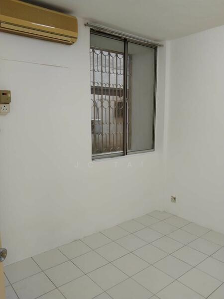 Untuk Disewa - Rampai Court